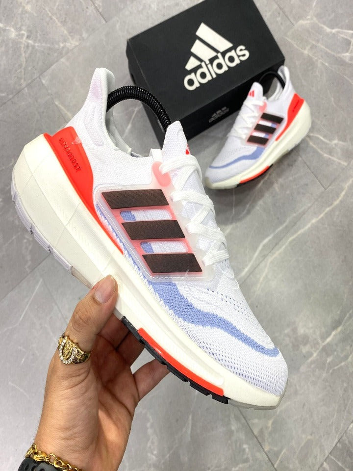 ADIDAS ULTRABOOST 21